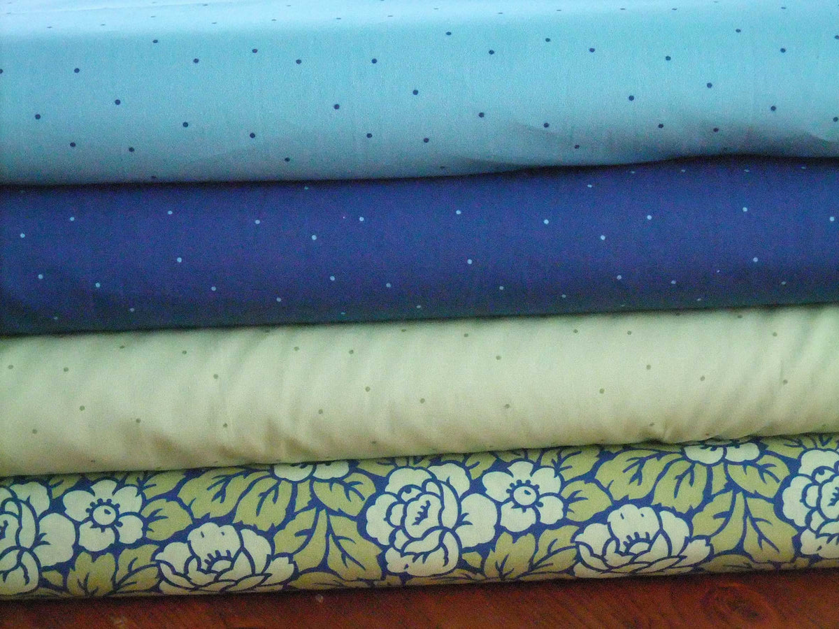 Popeline, Meterware, Baumwollstoff, Punkte, hellgrün-dunkelgrün, bio, GOTS, Futterstoff, Webware, Blusenstoff, Hemdenstoff, Patchwork, Trachten, Dirndl