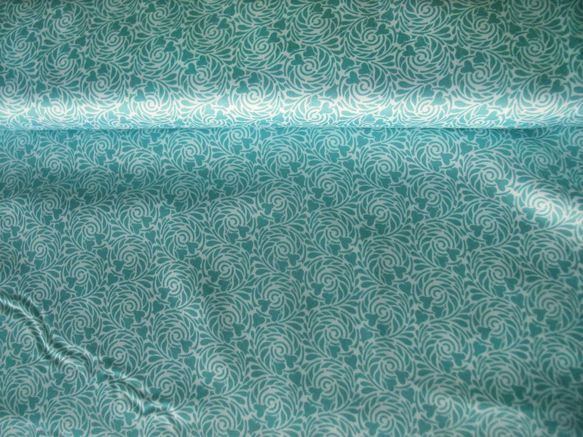 Mako-Satin, Meterware, Baumwolle,  Motiv "Rabenwiese", wasserblau, türkis, aqua, Spiralen, Herzen, für Blusen, Hemden, Kleider, Bettwäsche, Baumwollsatin
