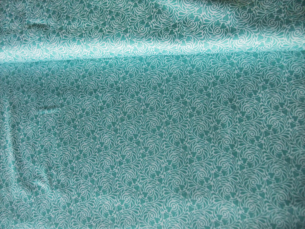 Mako-Satin, Meterware, Baumwolle,  Motiv "Rabenwiese", wasserblau, türkis, aqua, Spiralen, Herzen, für Blusen, Hemden, Kleider, Bettwäsche, Baumwollsatin