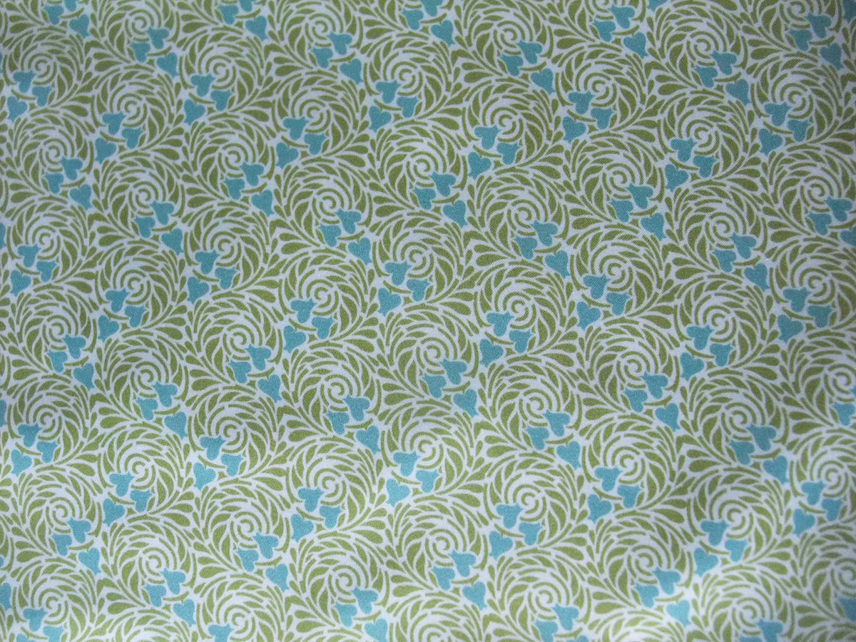 Mako-Satin, Meterware, Baumwolle,  Motiv "Rabenwiese" grün/wasserblau, türkis, aqua, Spiralen, Herzen, Baumwollsatin, für Bettwäsche, elegante Kleidung, Hemden, Kleider