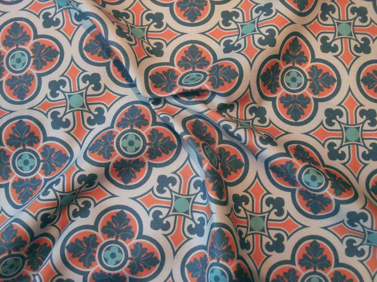 Halbpanama, Meterware, Hellgrau, Dunkelblau/hellrot, Baumwollstoff, 160cm breit, Muster "Herrenhaus", Farbstellung "blauer Fels hell", für Taschenprojekte, Kissen, Hosen